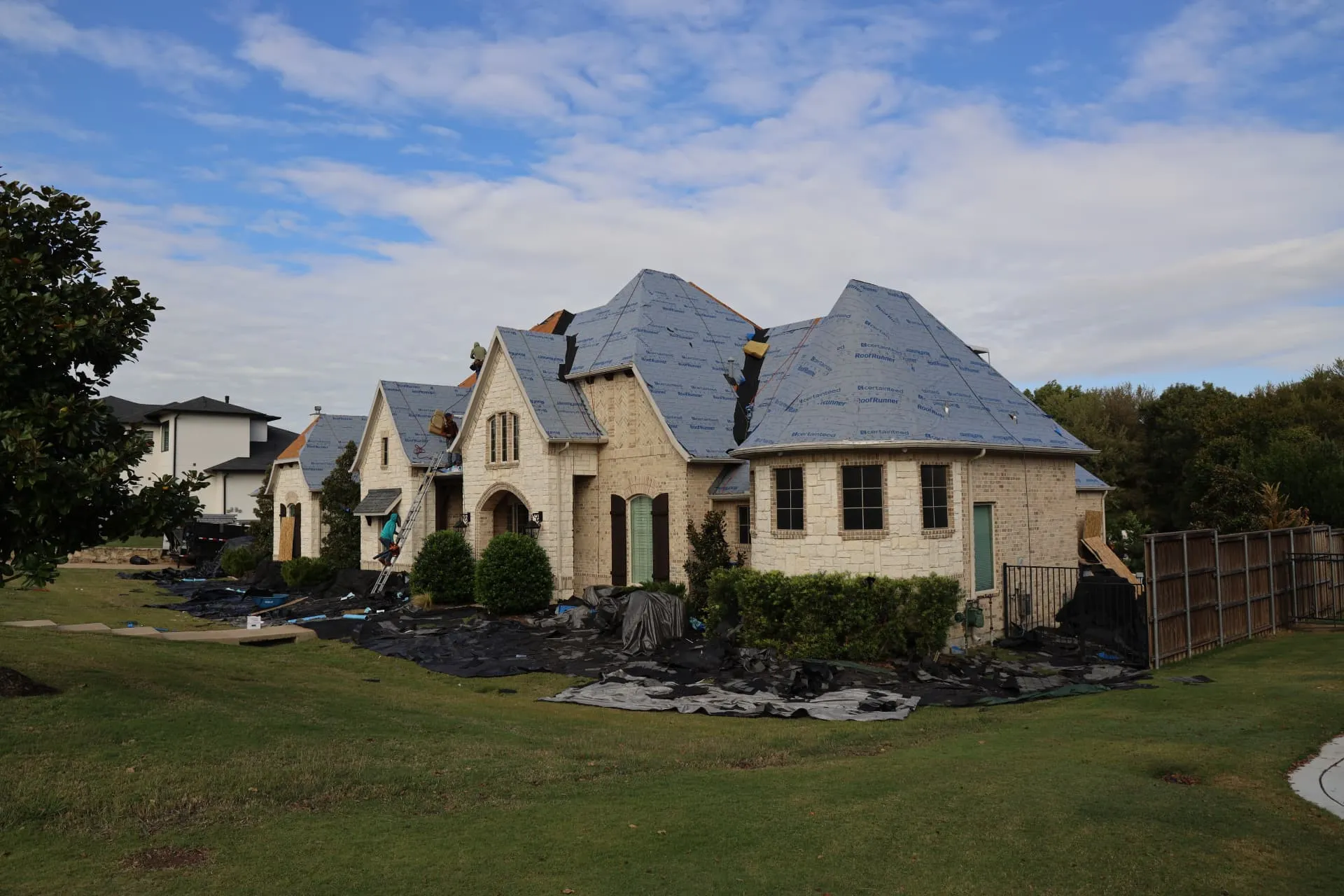 Side elevation of the Prosper home with synthetic roof underlayment